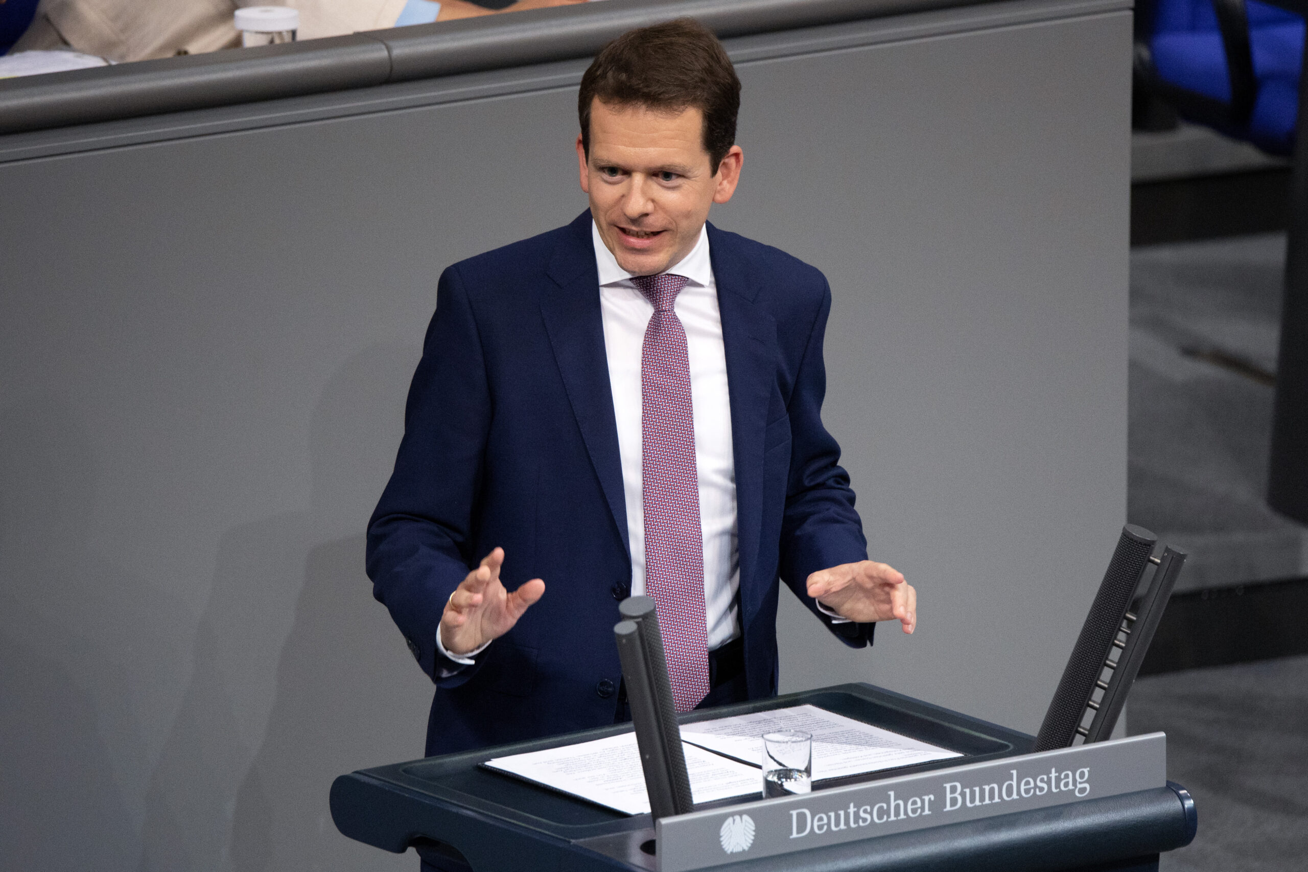 100 Millionen Euro aus Steuergeldern: Bundesregierung muss Antworten zum RE10-Debakel liefern